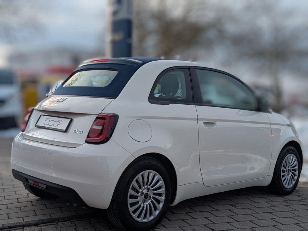 Fiat 500e