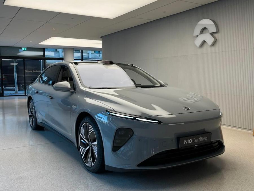 NIO ET7