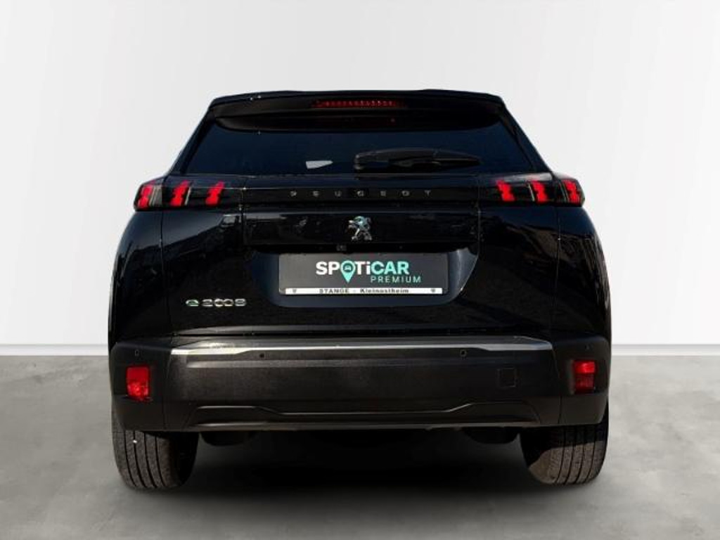 Peugeot e-2008