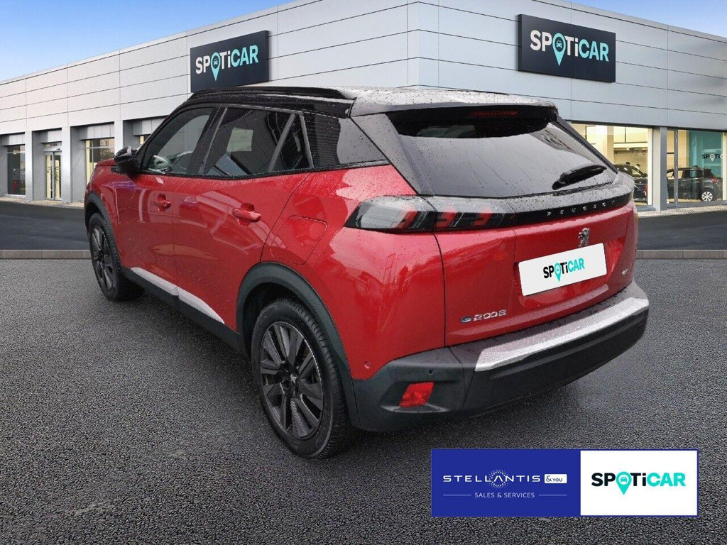Peugeot e-2008
