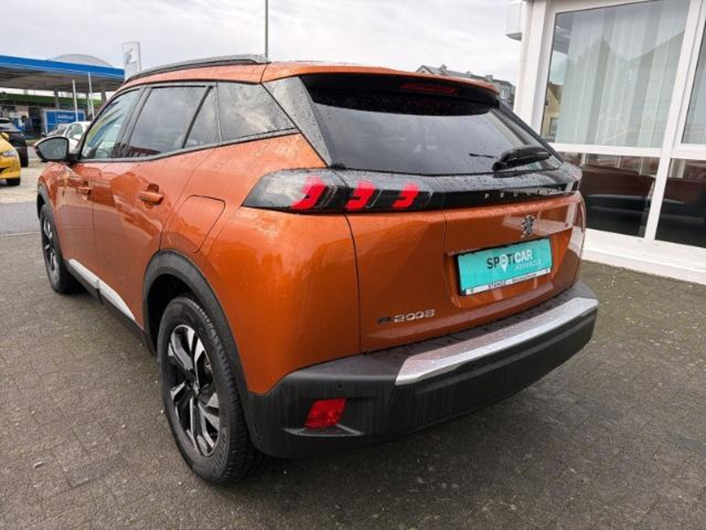 Peugeot e-2008