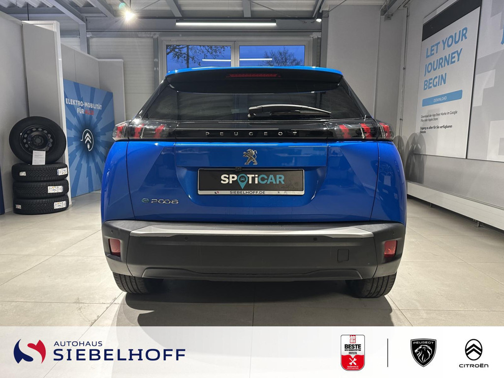 Peugeot e-2008