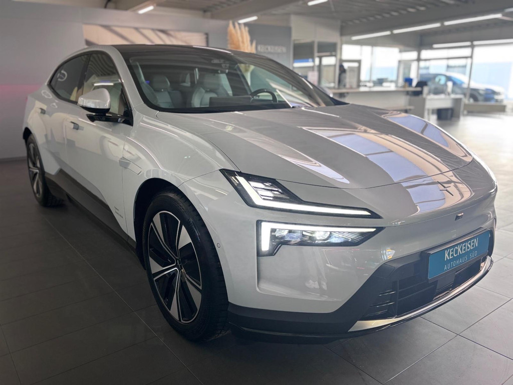 Polestar 4