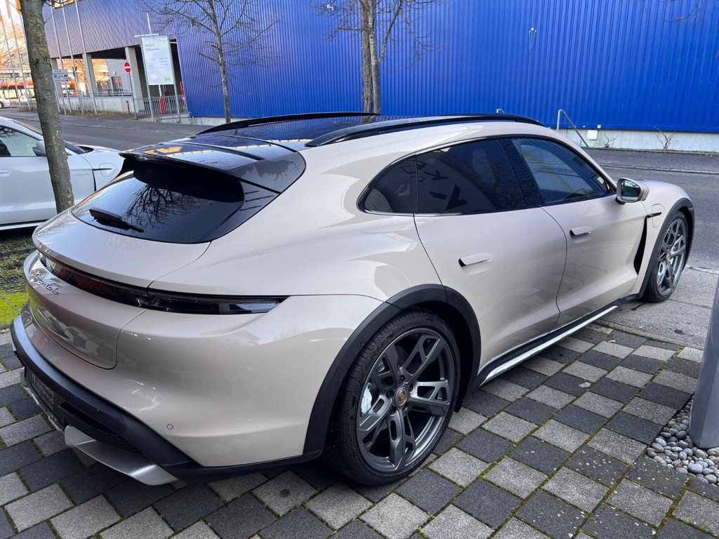 Porsche Taycan
