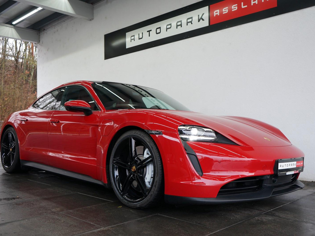 Porsche Taycan
