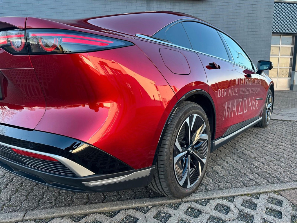 Mazda 6e