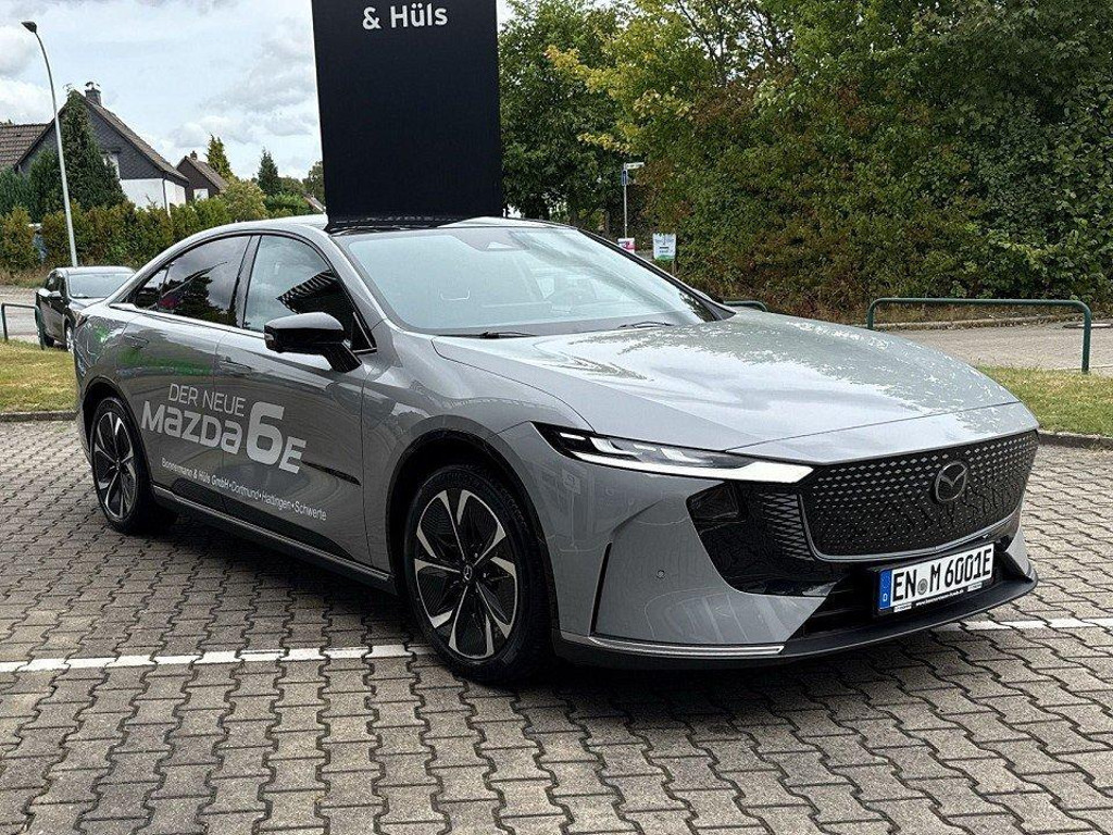 Mazda 6e