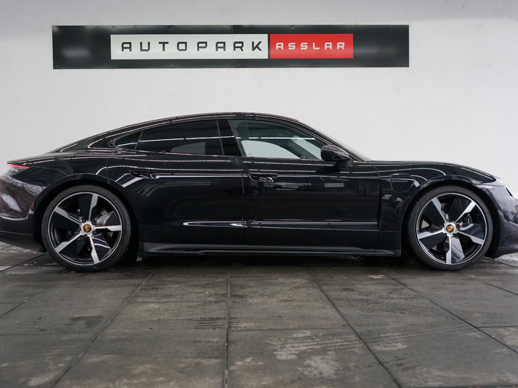 Porsche Taycan 2022 Elektrisch