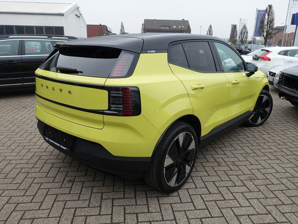 Volvo EX30