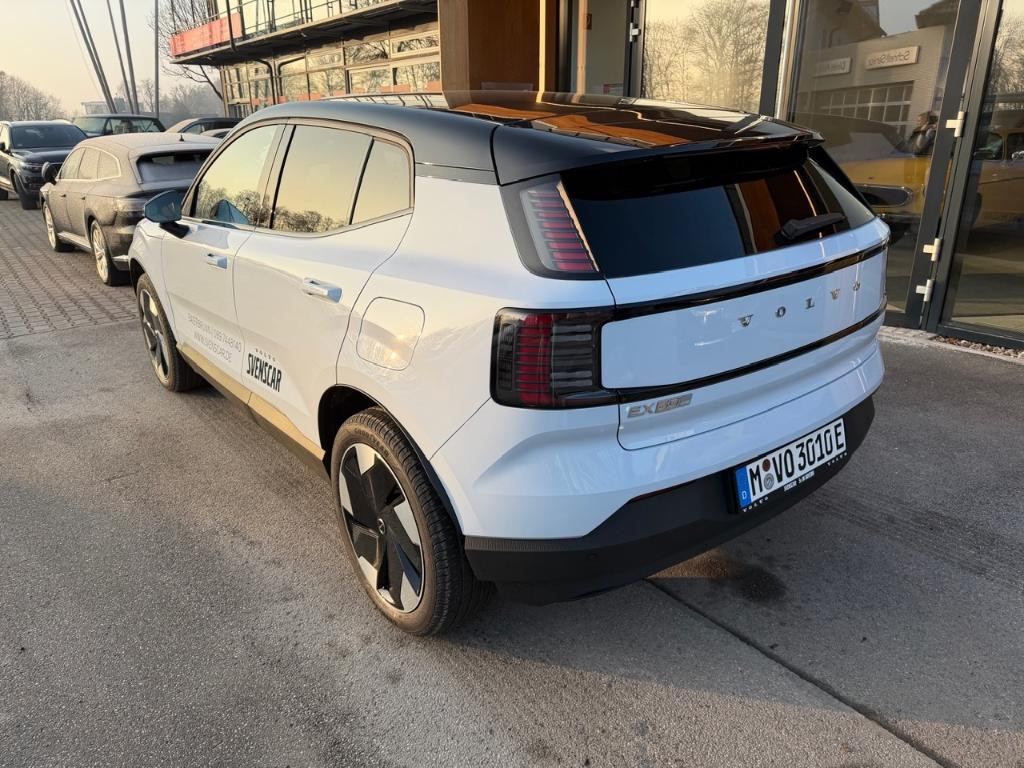 Volvo EX30