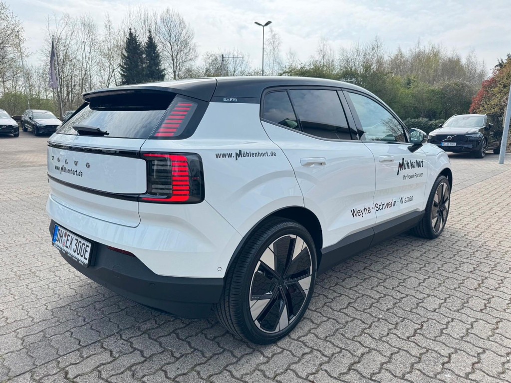 Volvo EX30