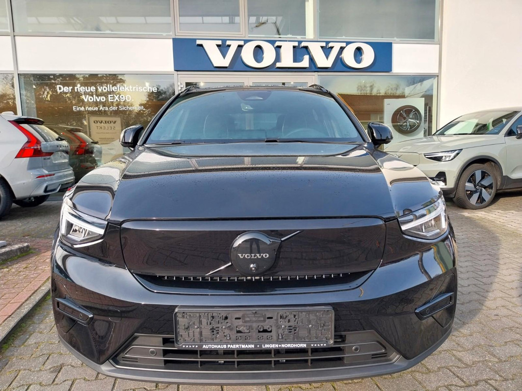 Volvo EX40