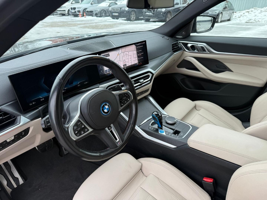 BMW i4