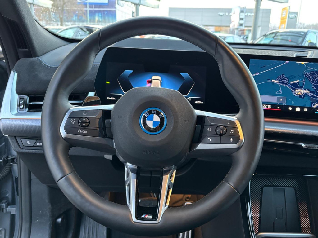 BMW iX2