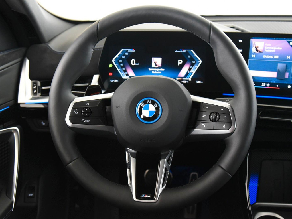 BMW iX2