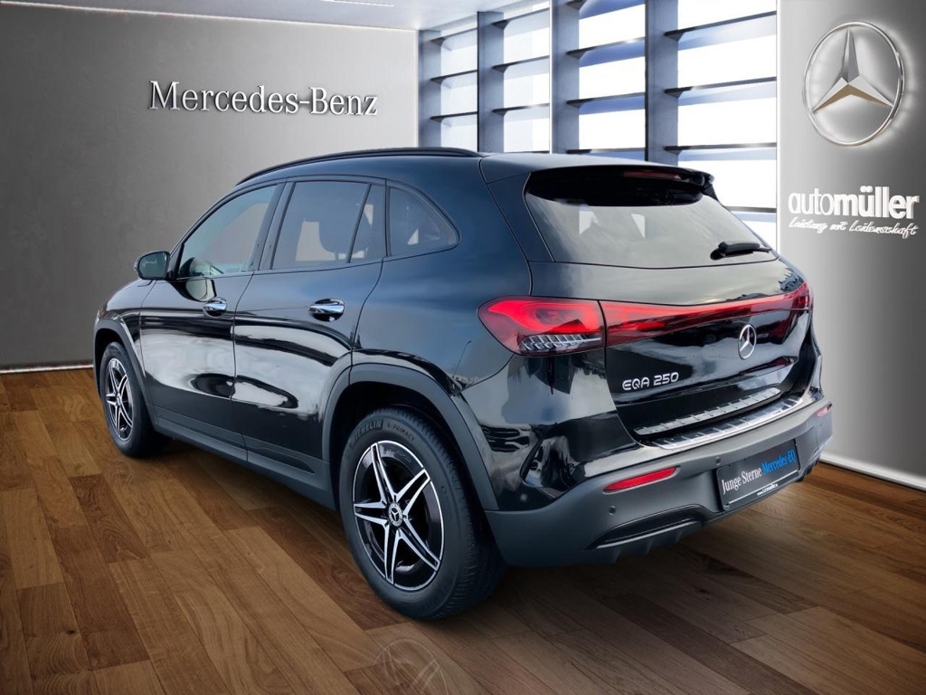 Mercedes-Benz EQA