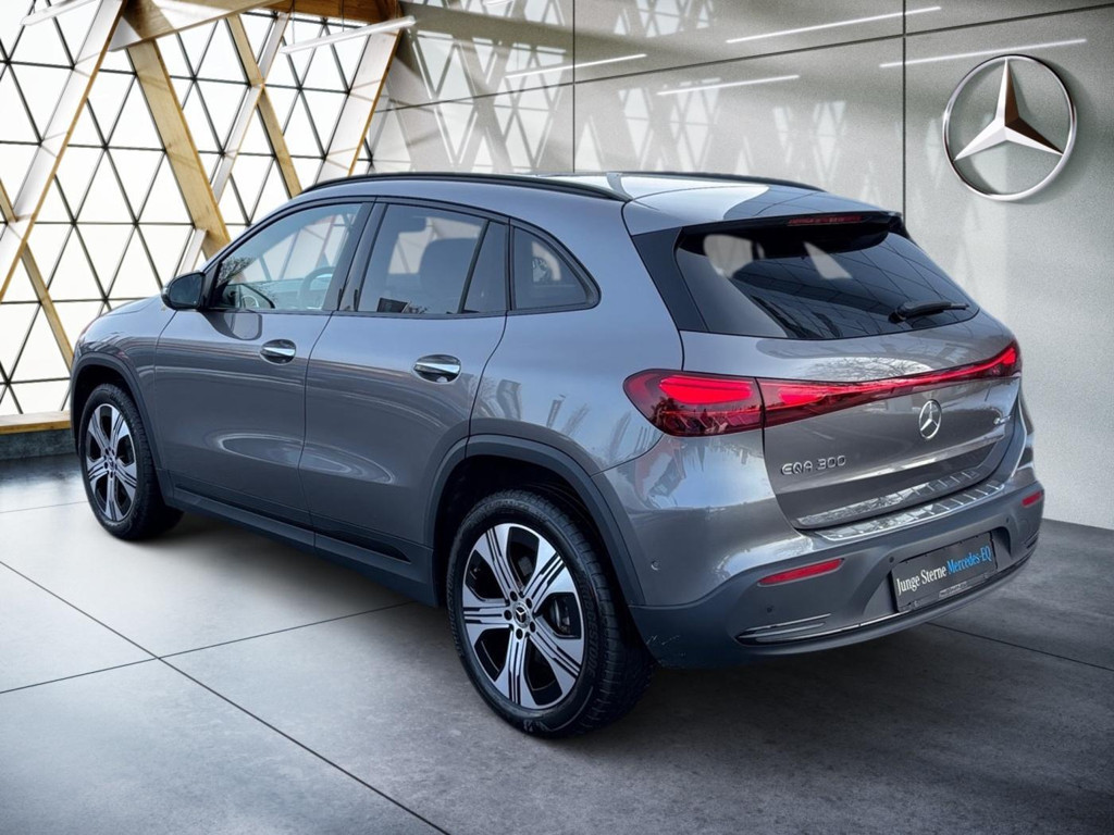 Mercedes-Benz EQA