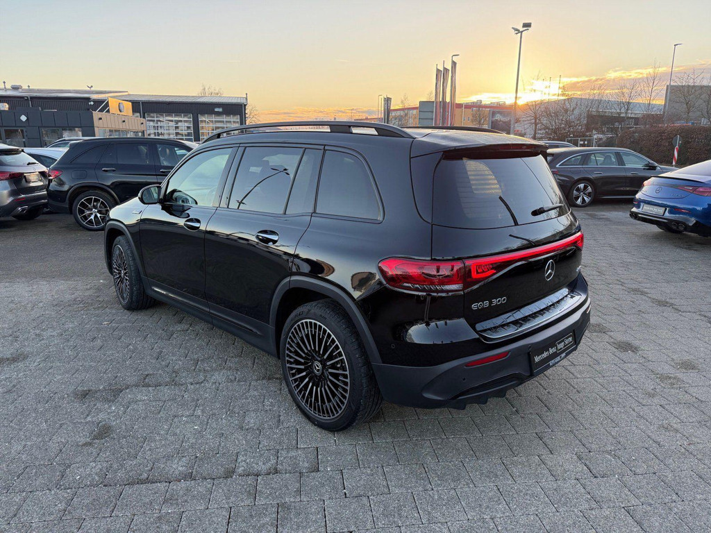 Mercedes-Benz EQB
