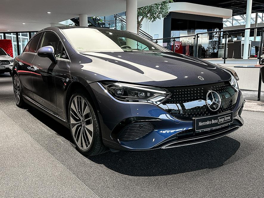 Mercedes-Benz EQE