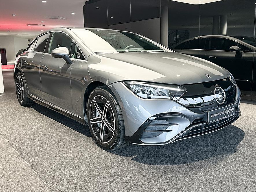 Mercedes-Benz EQE