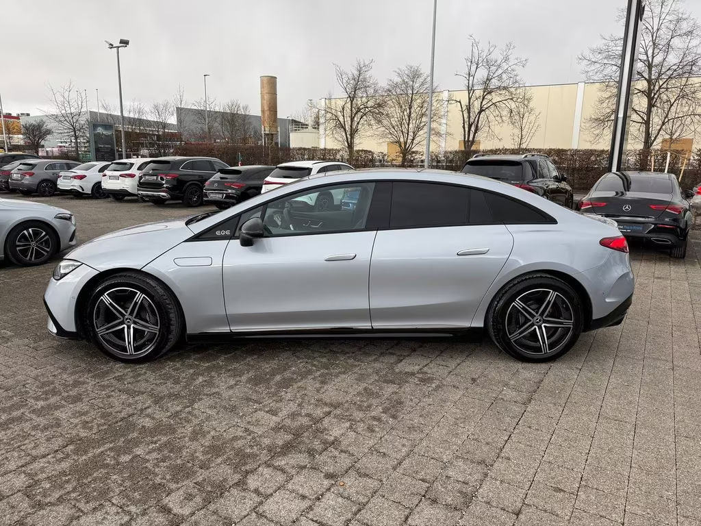 Mercedes-Benz EQE