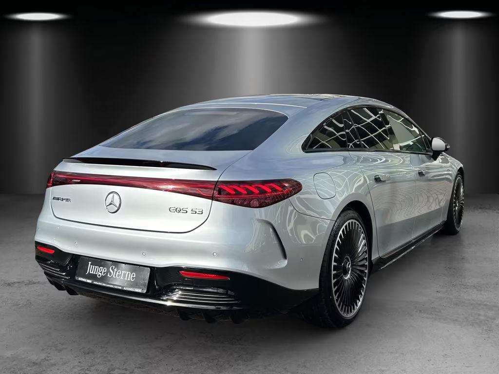 Mercedes-Benz EQS
