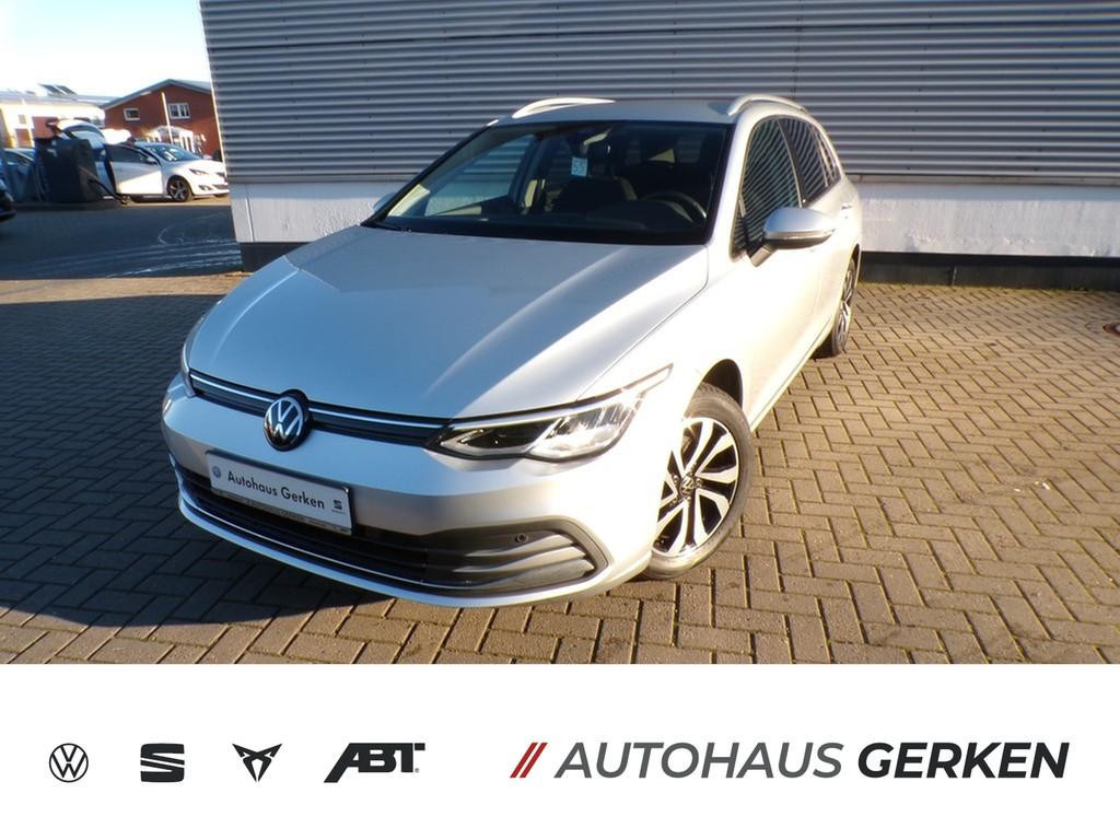 Volkswagen Golf 2023 Benzine