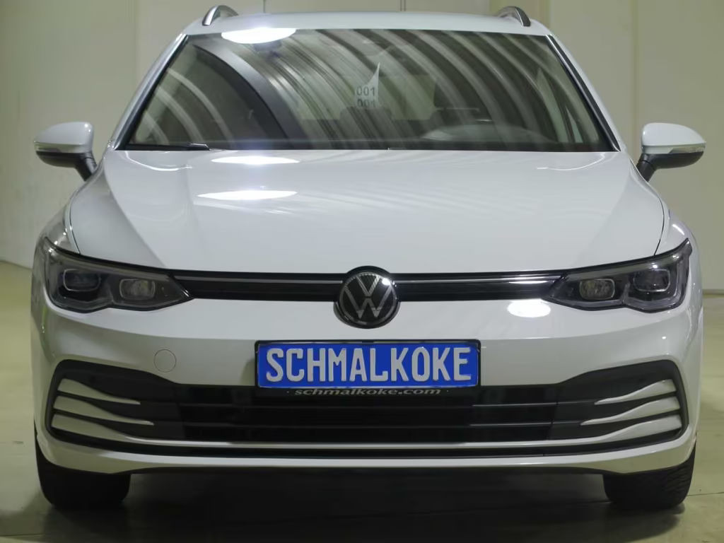 Volkswagen Golf 2023 Benzine