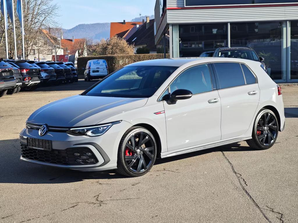 Volkswagen Golf 2022 Benzine