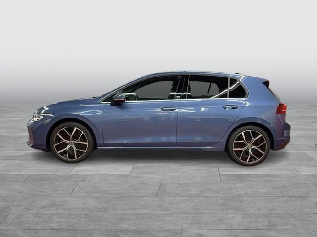 Volkswagen Golf 2024 Benzine