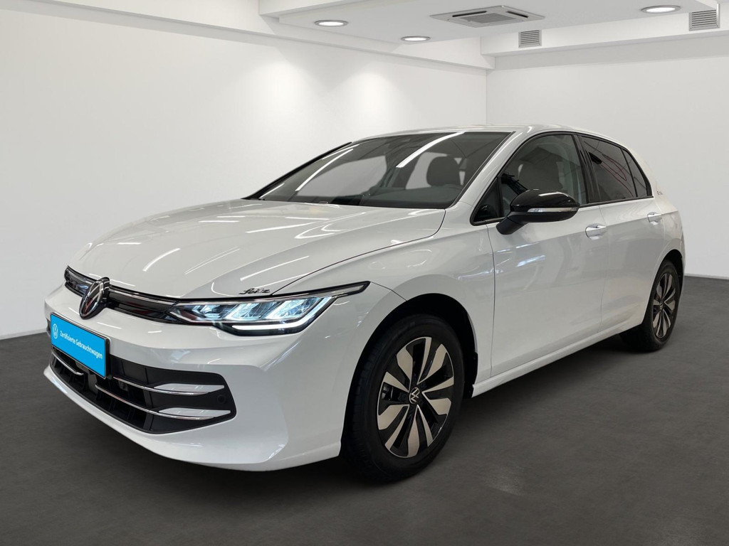 Volkswagen Golf 2025 Benzine