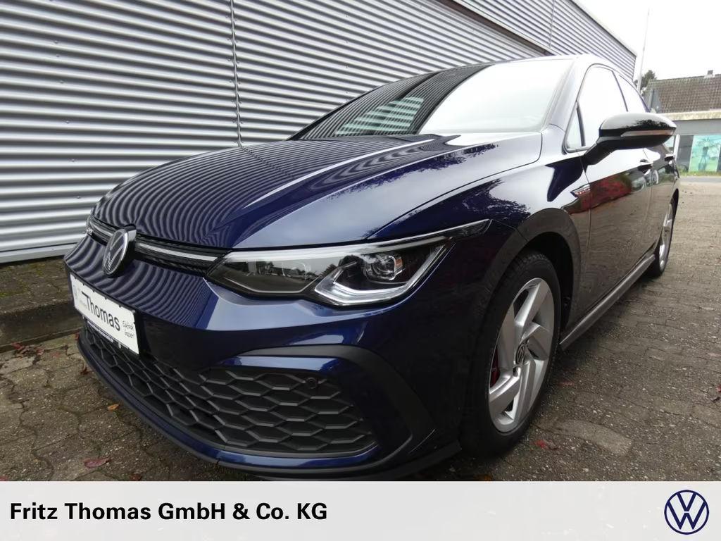 Volkswagen Golf 2023 Benzine