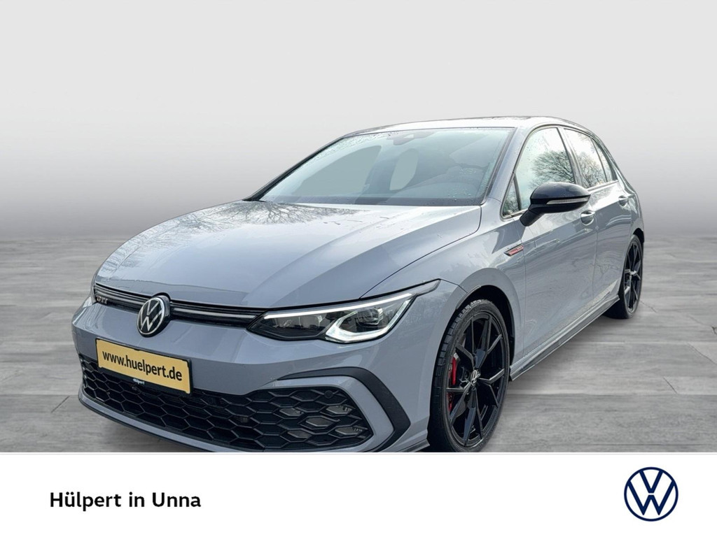 Volkswagen Golf 2023 Benzine