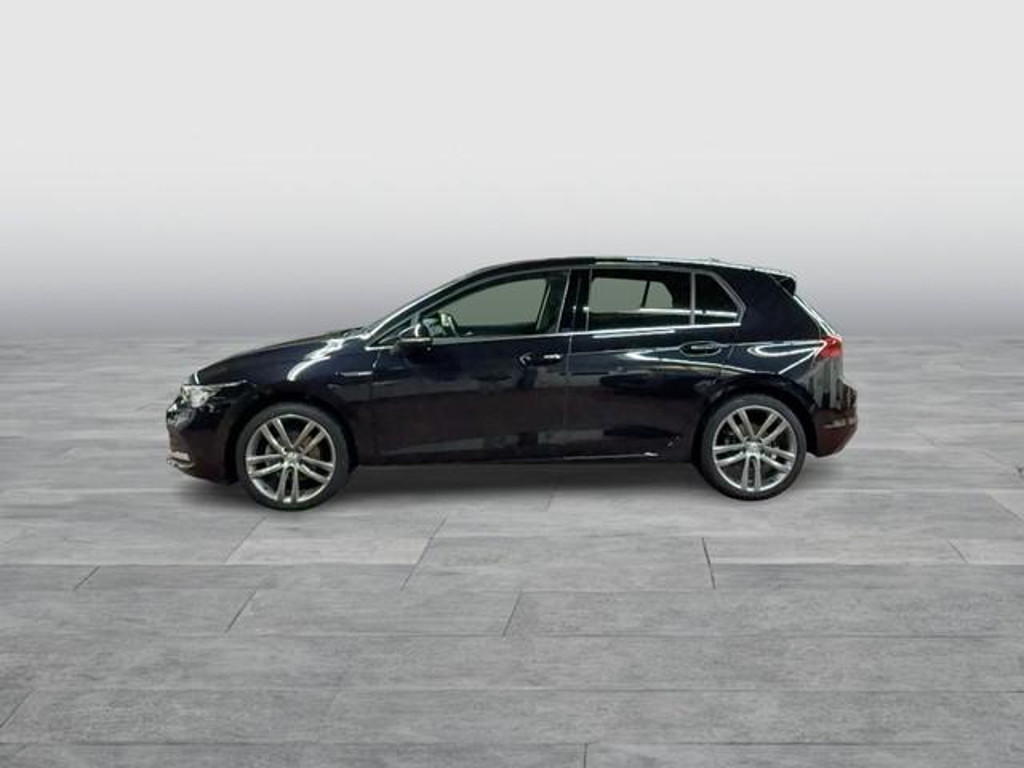 Volkswagen Golf 2023 Benzine