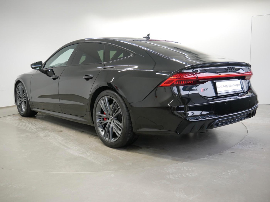 Audi S7