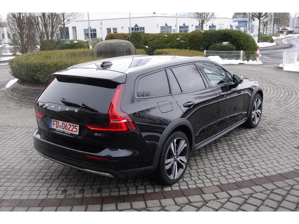 Volvo V60 Cross Country