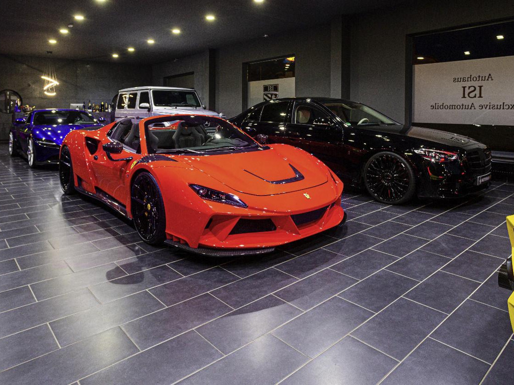 Mercedes-Benz G-Klasse