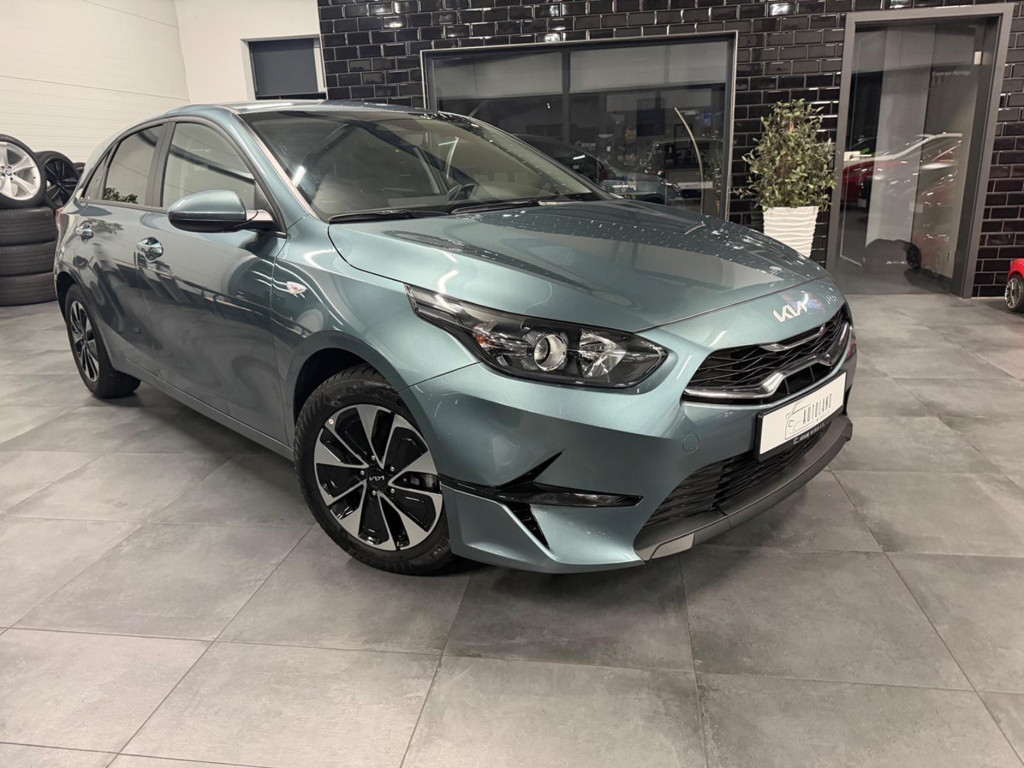 Kia Ceed 2024 Benzine