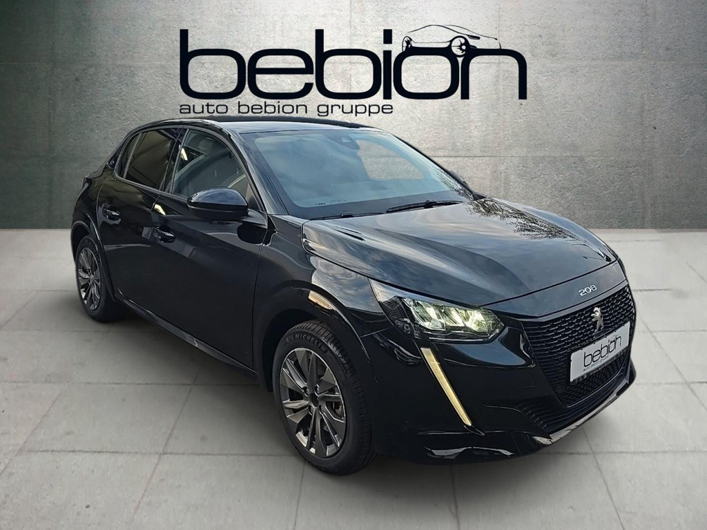 Peugeot e-208