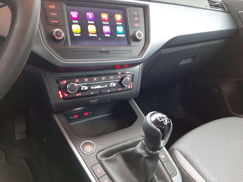 Seat Arona