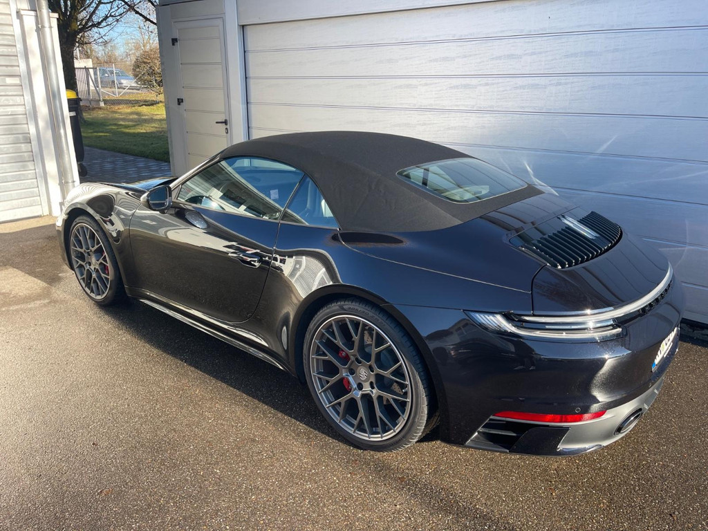Porsche 992