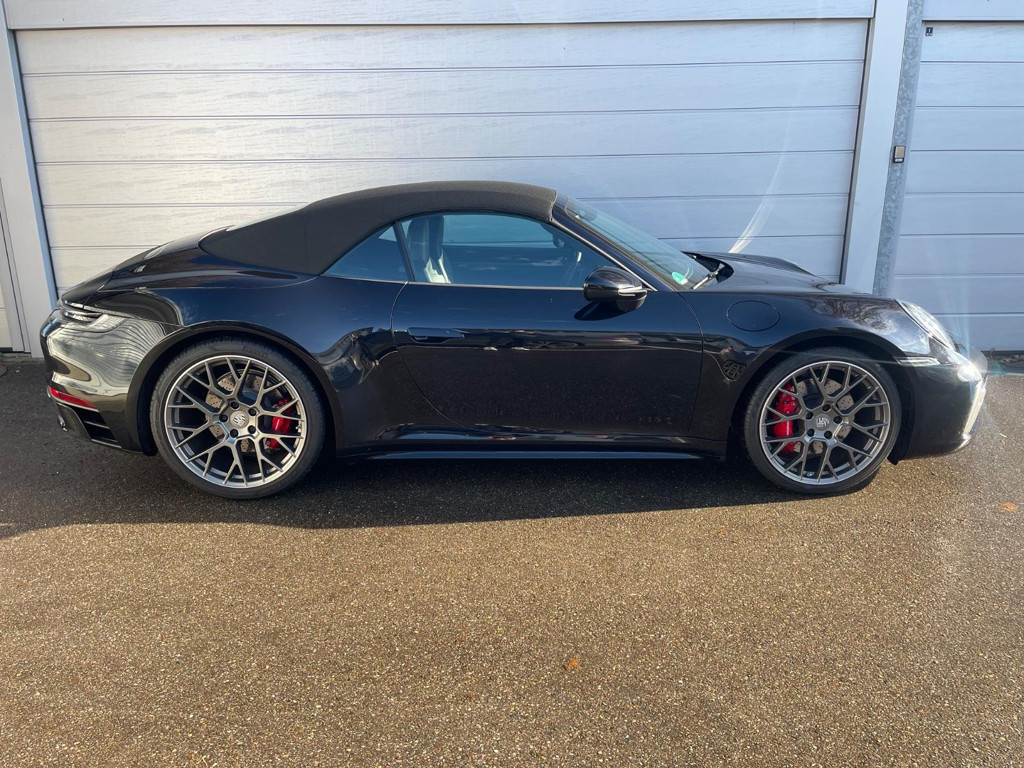 Porsche 992