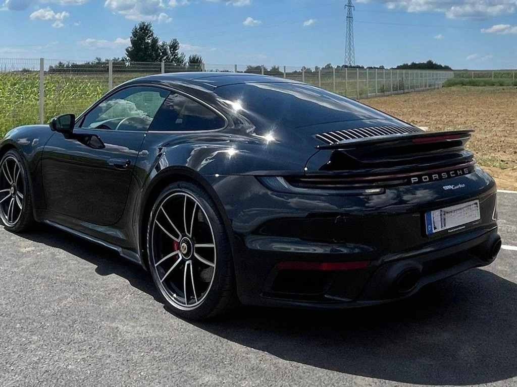 Porsche 992