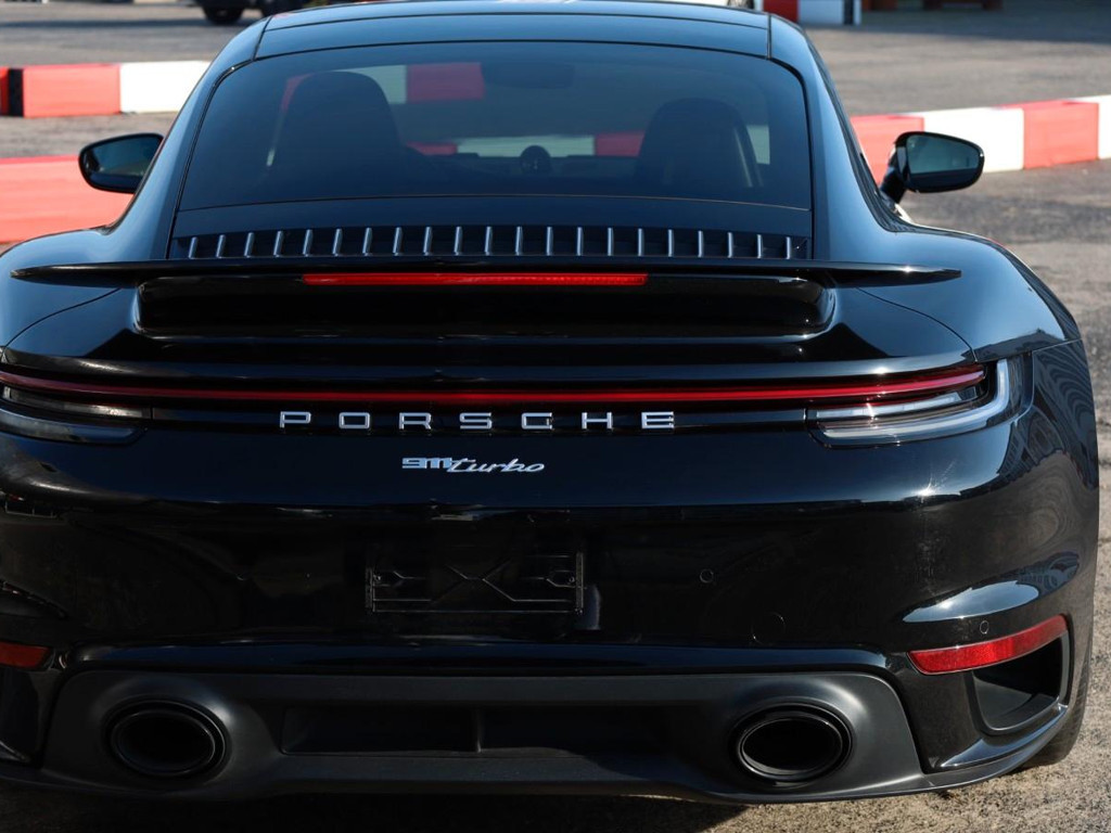 Porsche 992