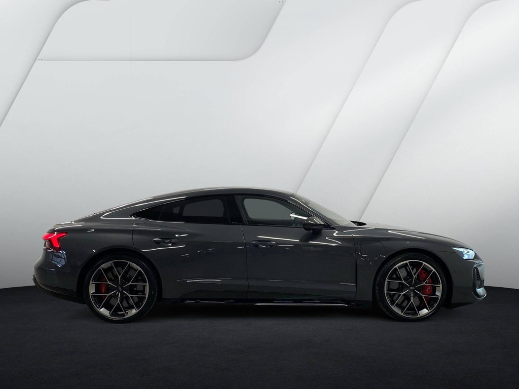 Audi RS e-tron GT