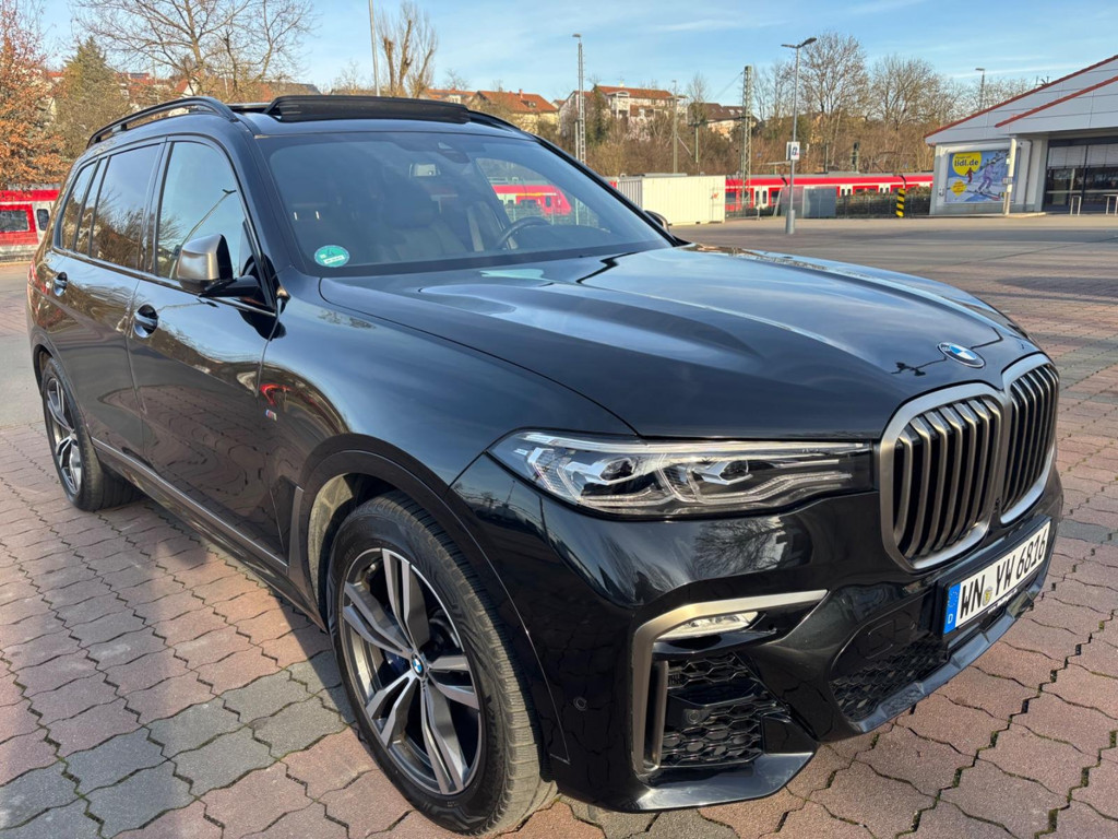 BMW X7