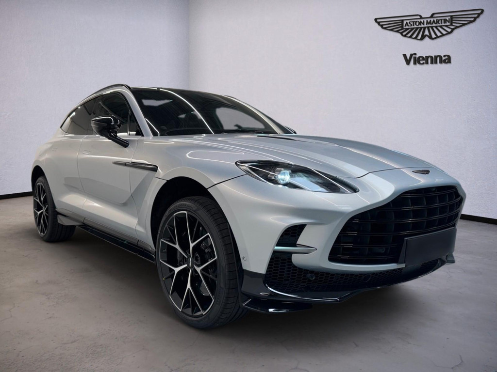 Aston Martin DBX