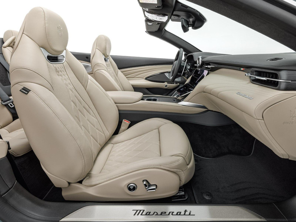 Maserati GranCabrio