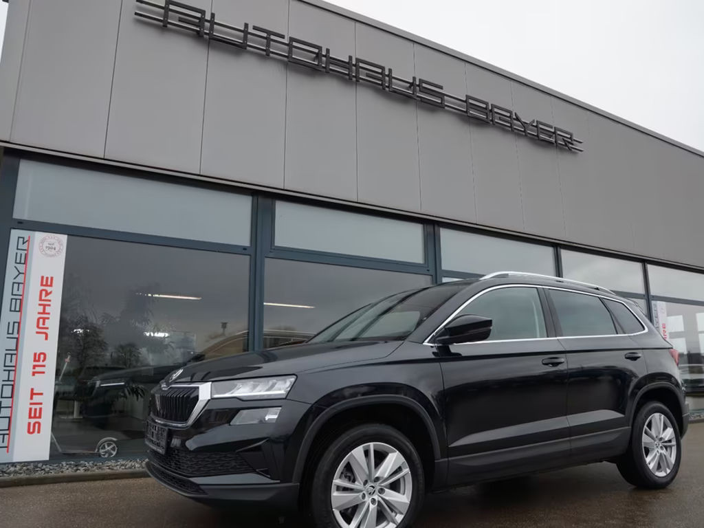 Skoda Karoq 2024 Benzine