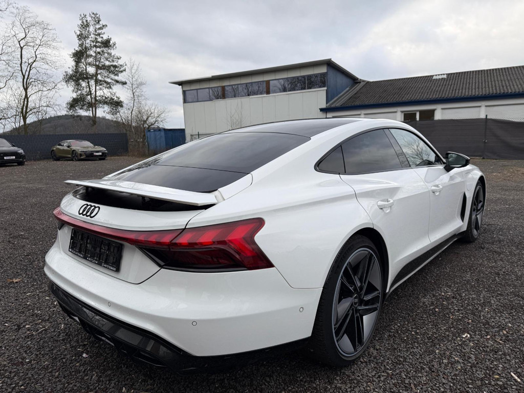 Audi RS e-tron GT